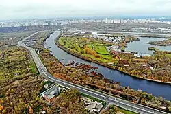The North-Eastern Chord passes Mnyovnikovskaya floodplain.