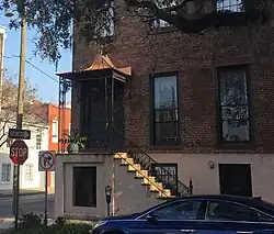 Another view of 102 East Taylor Street