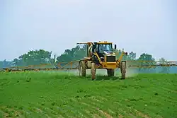 Self-propelled row-crop sprayer