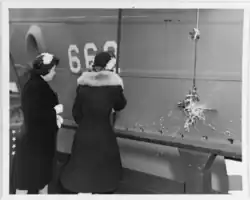Miss Louise Leahy christens LST-662