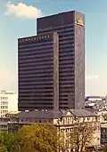 Former Commerzbank head office tower [de] at Neue Mainzer Strasse 32-36 in Frankfurt, designed by architect Richard Heil, upon completion in 1974: 128