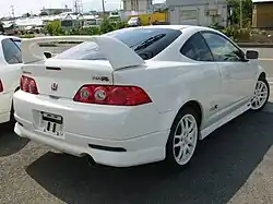 With Modulo rear kit