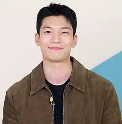 Wi Ha-joon in casual attire