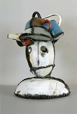 Long eared Head (1975), welded enamel, h. 48 cm