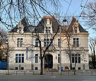 Renaissance Revival - Olănescu House (today the Institut Français de Roumanie) on Bulevardul Dacia, Bucharest, by Oskar Maugsch, 1911-1912[52]