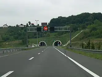 A4 Vrtlinovec Tunnel.jpg