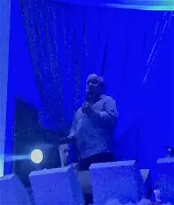 Alik Gunashian performing at a restaurant in 2017