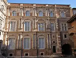 Assézat: classical façade.