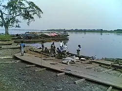 Beside the river at Bandundu, June 2007
