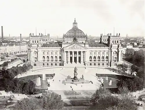 The Reichstag building with the newly built Bismarck Memorial, c. 1900