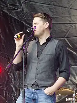 Dunphy performing in 2011