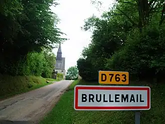 The road into Brullemail