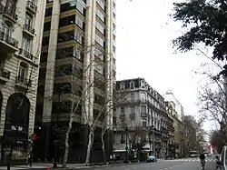 Architectural contrasts on the Avenida de Mayo