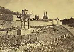 The terrain known as the "Solar del Cid", where his house was located. The monument was erected in 1784. Photo taken in Burgos, c. 1865–1892.