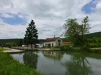 The Saint-Rémy lock on the Bourgogne Canal