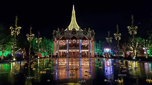 Columbia Carousel during Holiday in the Park (2020)