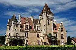 Château des Milandes in the commune of Castelnaud-la-Chapelle, built in 1489.
