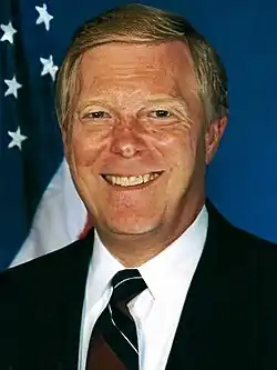Former Representative Dick Gephardt of Missouri (1977-2005)[26]