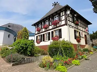 The town hall in Durningen