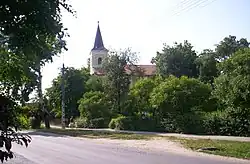 Center of Ecser with the church