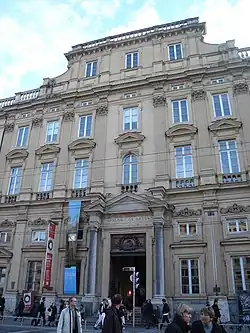 Entry of the Palais Saint-Pierre (Musée des Beaux-Arts de Lyon)