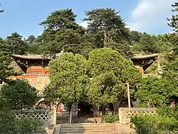 A timber hall built in 857 during the Tang dynasty,[34] located at the Buddhist Foguang Temple in Mount Wutai, Shanxi