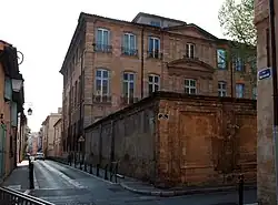 Hôtel de Caumont seen from the corner of the rue Mazarine and the rue Cabassol