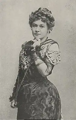 Hana Kvapilová in Marco Praga's An Ideal Woman