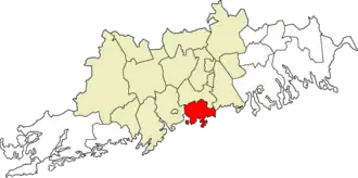 Location (in red) within the Uusimaa region and the Helsinki sub-region (in yellow)