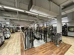 HomeSense in Downtown Toronto, Yonge Street