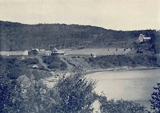 View of Horseshoe Cove circa 1905. The concentrating plant is at upper right.