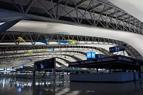 Kansai Airport interior (1991–1994)