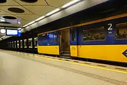 NS Intercity ICM stopping at Schiphol Airport