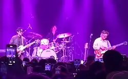 Wave to Earth performing in 2023