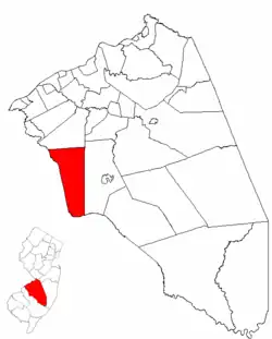 Location of Evesham Township in Burlington County highlighted in red (right). Inset map: Location of Burlington County in New Jersey highlighted in red (lower left).