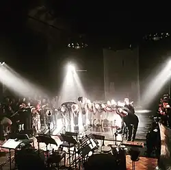 Katër i Radës, Uno spettacolo di Koreja, Italy. Dom Armije, 7 October 2016.