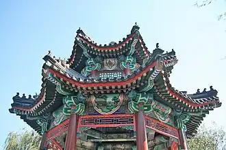 Decorations on Summer Palace pavilion