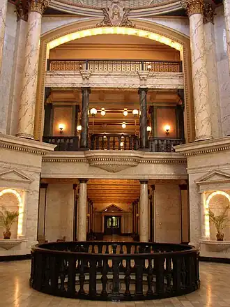 "New" Mississippi State Capitol rotunda