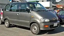 Nissan Serena FX (first facelift, Japan)