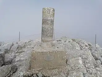 Geodesic vertex at the peak of Pico del Pino, in the Sierra de los Pinos&nbsp;[es]
