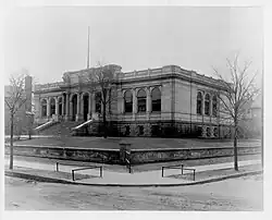 The Pillsbury Library replaced the East Side Branch (1891-1904) as part of the Minneapolis Public Library system from 1904-1967.