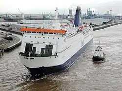 Pride of York arriving at Hull (2003)