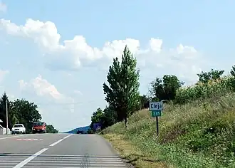 DN2 entering the village of Cleja