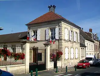 The town hall in Rantigny