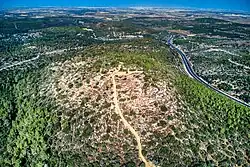 Outpost 21 on Shayarot Ridge [HE] over Sha'ar HaGai - on the right is Highway 1, and on the left is Burma Road