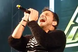 Cruz performing at Anime Friends 2016