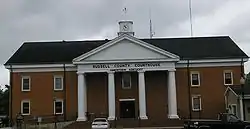 Russell County courthouse in Jamestown