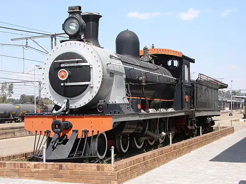 Midland no. 345, SAR no. 976, plinthed at Klerksdorp Station, North West, 20 September 2009