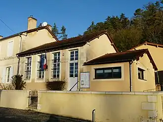 The town hall in Salon