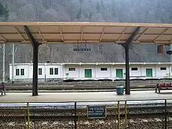 Platforms 2 and 3, seen from platform 1